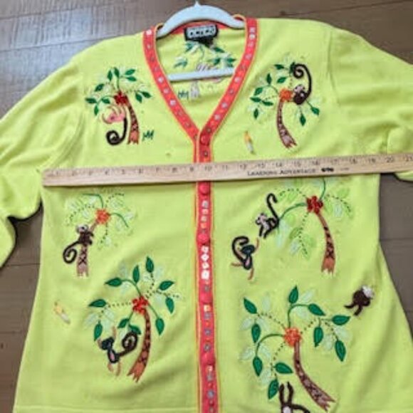 Berek Monkey Jungle Embroidered Cardigan Sweater Yellow Button Front Size Medium - Picture 11 of 15